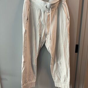 Lululemon Athletica Women's Cropped Ready to Rulu Jogger